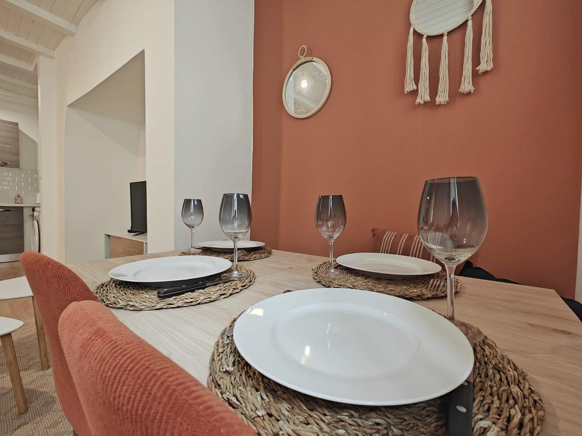 L'ovalie, Et Chaleureux Apartment